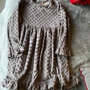 Lolly wolly doodle girls super soft gray dress 8/9 like new